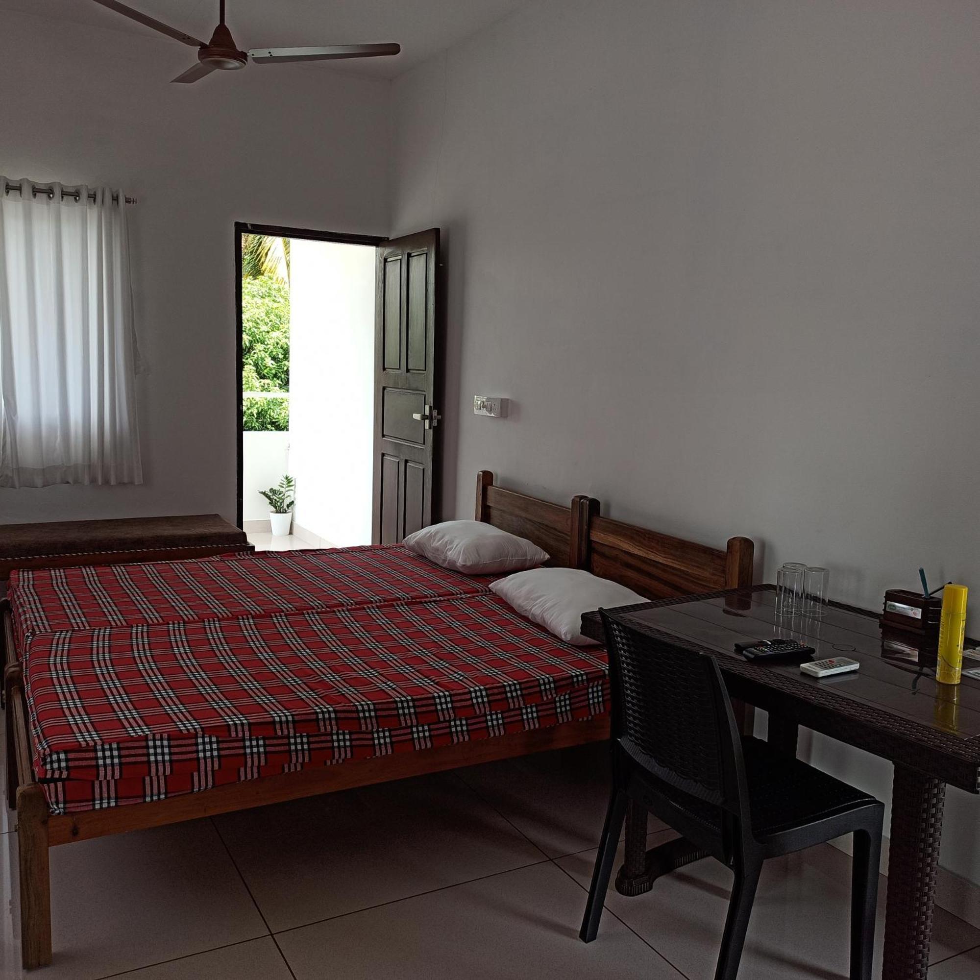 Bethesda Inn Kochi Exterior photo
