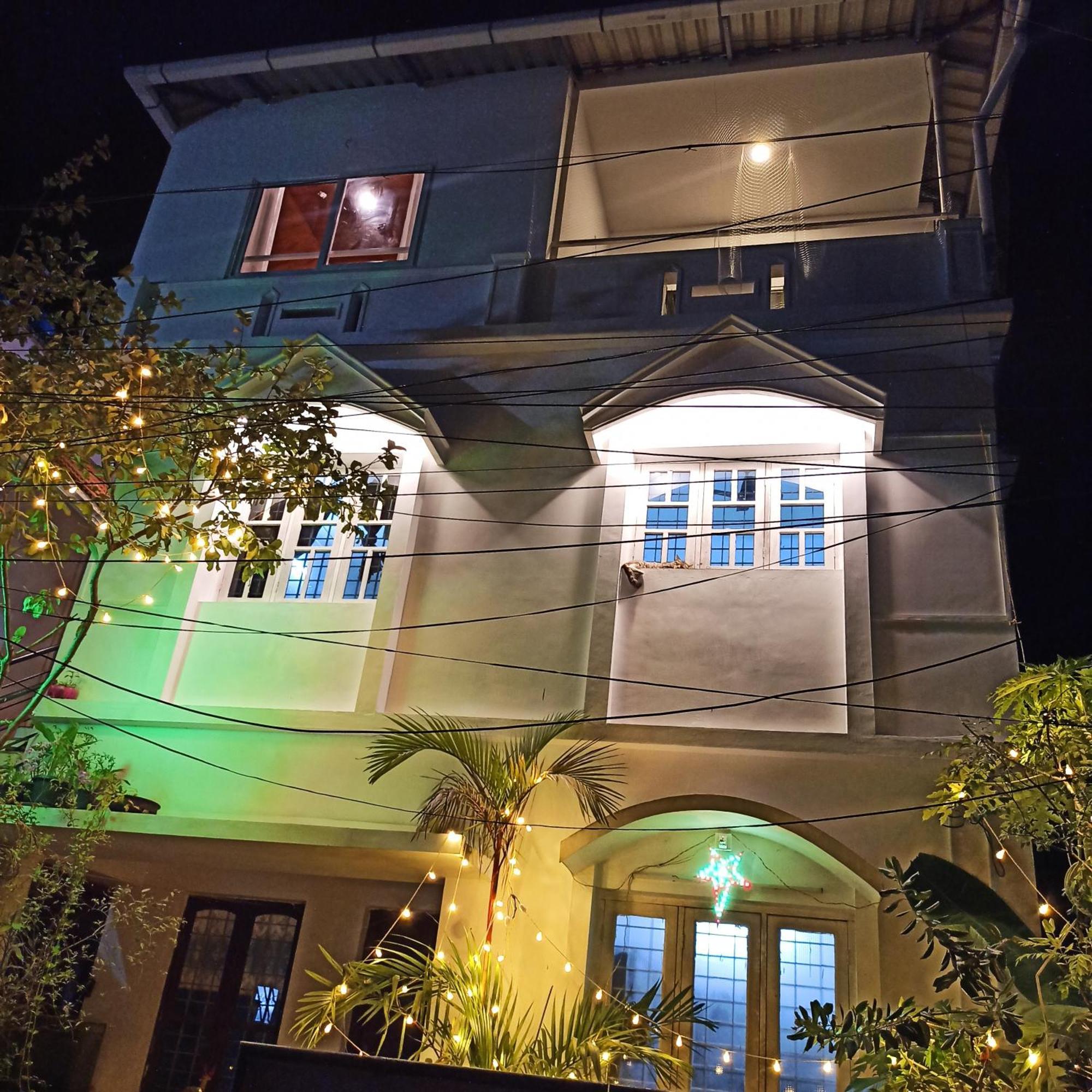 Bethesda Inn Kochi Exterior photo